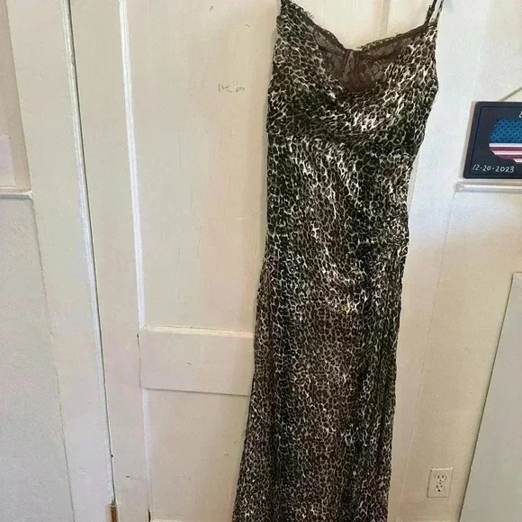 DUNDAS x REVOLVE Williamsburg Maxi Dress in Green Leopard Size L Dresses
